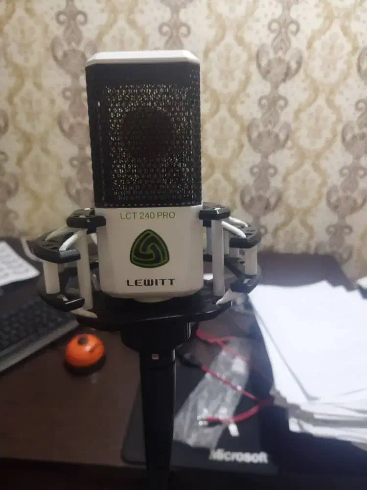 میکروفون آمریکایی Lewitt LCT 240|سیستم صوتی خانگی|اهواز, کمپلو شمالی|دیوار