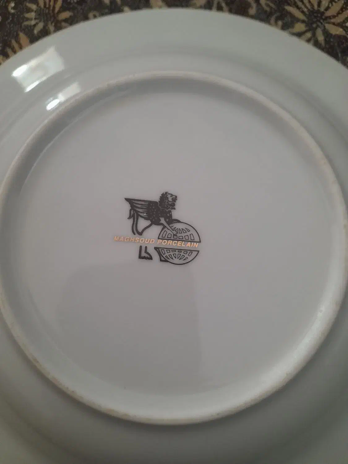 مقداری ظروف غذاخوری ودیگرظروف|ظروف سرو و پذیرایی|اصفهان, بابوکان|دیوار