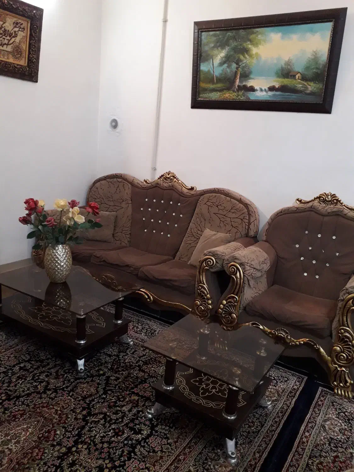 ۲دست مبل راحتی|مبلمان خانگی و میز عسلی|بروجرد, |دیوار