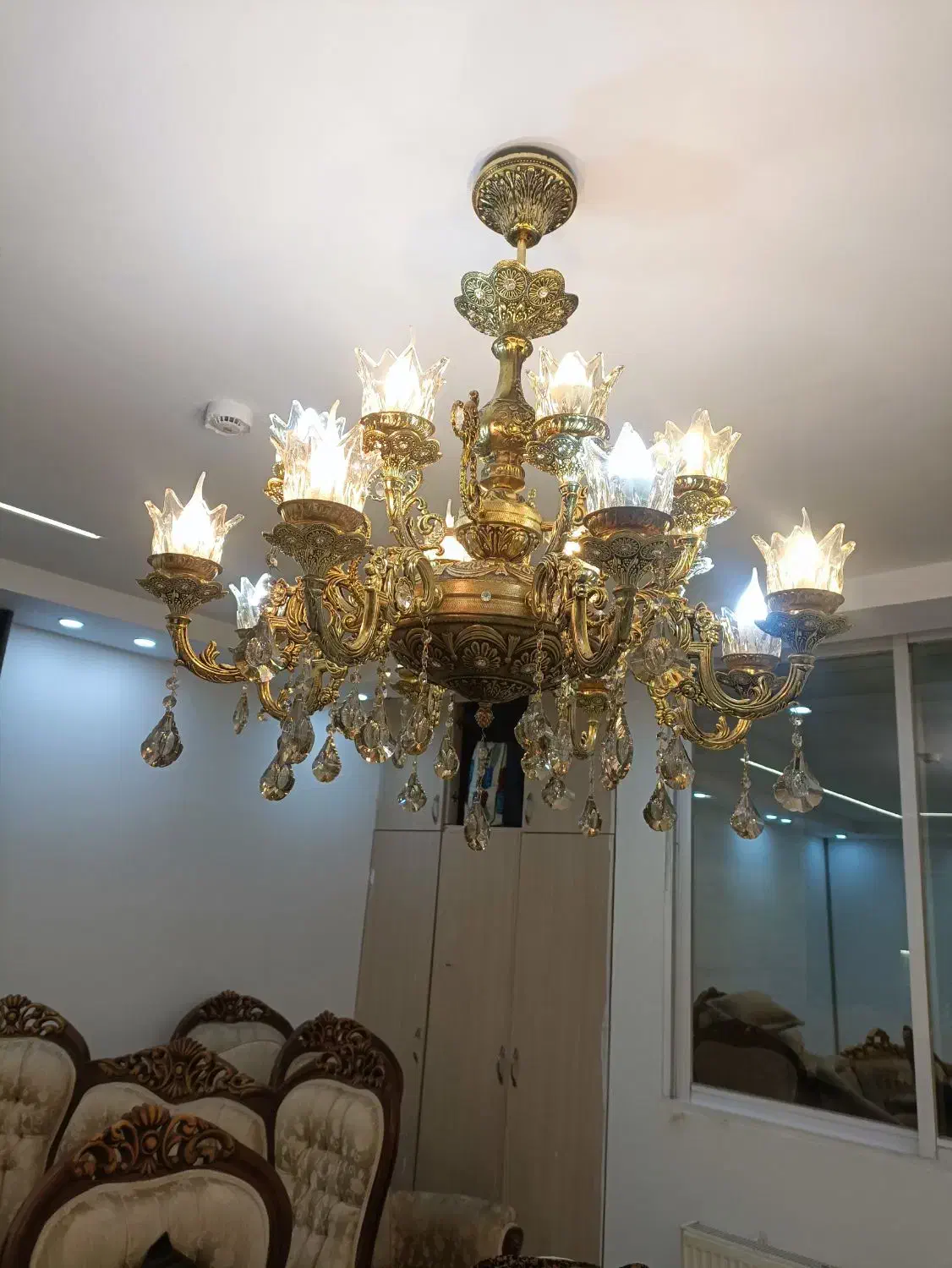 لوستر ۱۶شعله برنجی|لوستر و چراغ آویز|مشهد, گاز|دیوار