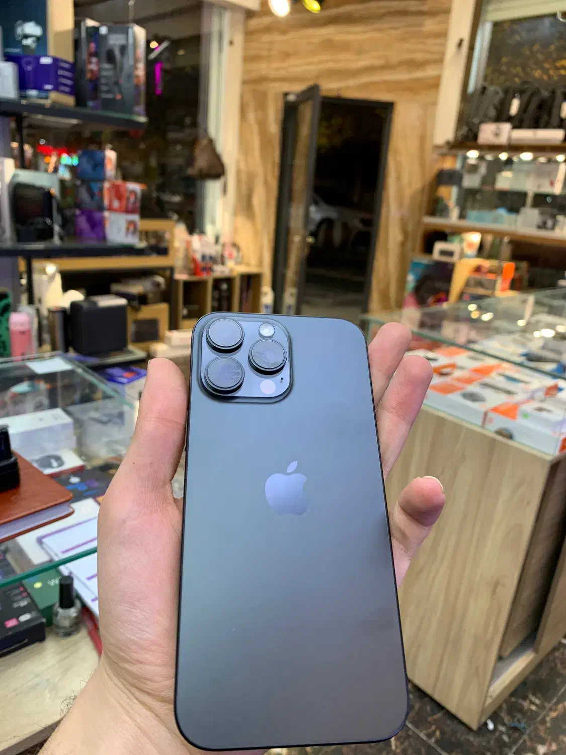 ایفون ۱۶ پرومکس مشکی|موبایل|تبریز, |دیوار