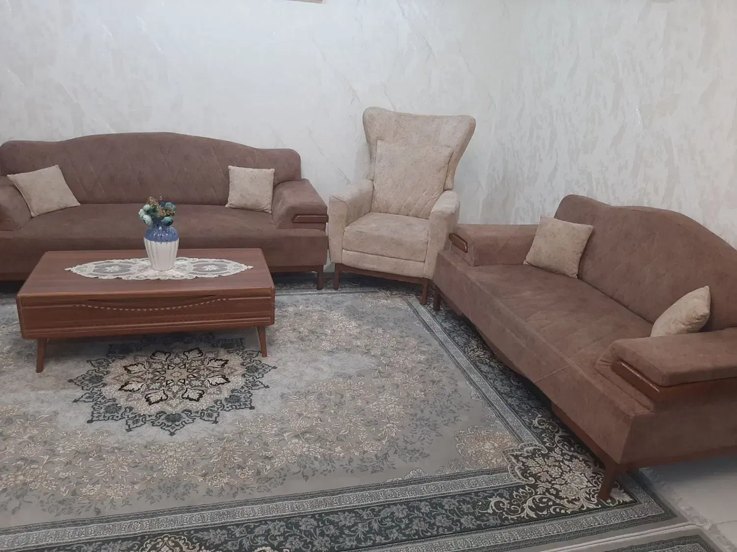 مبل 7 نفره در حد نو|مبلمان خانگی و میز عسلی|کرج, اخترآباد|دیوار