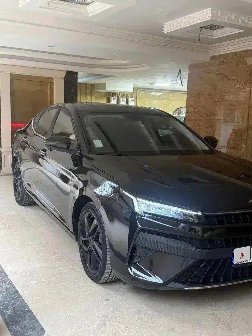 kmc j7 1403 کمکار تمیز بی رنگ کارمندی|خودرو سواری و وانت|رشت, یخسازی|دیوار