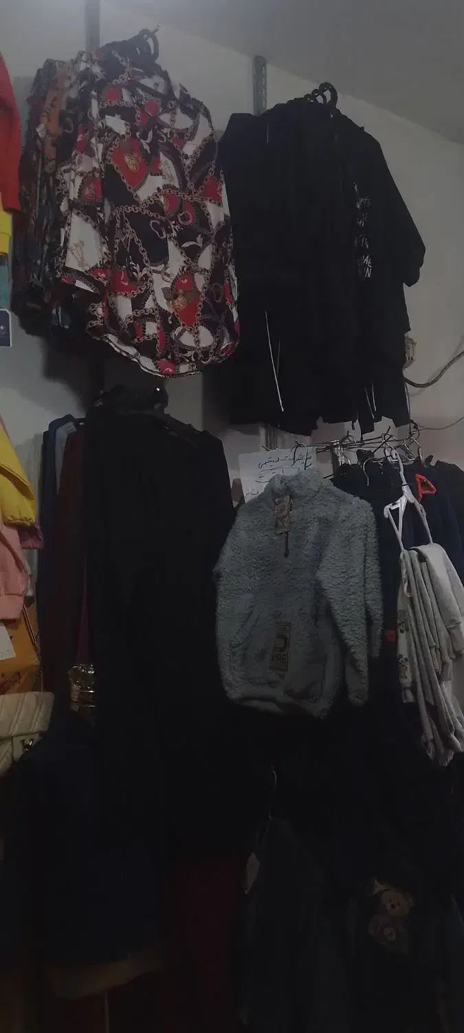 فروش یکجا لباس با رگال و ..|لباس|ارومیه, |دیوار
