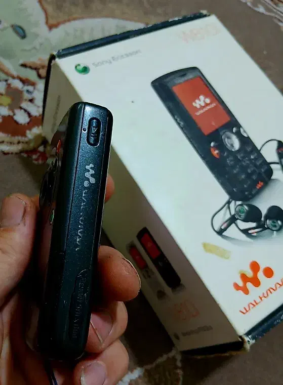 گوشی سونی اریکسون  W810 باکارتن ریجسترشده|موبایل|تهران, ازگل|دیوار