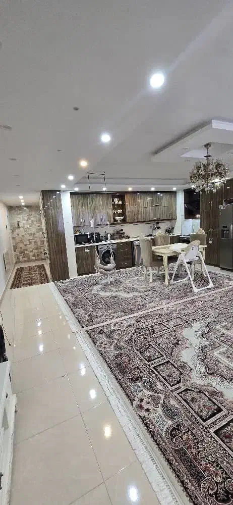 فروش آپارتمان ۱۰۵ متری ۲ خوابه در شهرک بازرگانی|فروش آپارتمان|کرج, حصارک بالا|دیوار