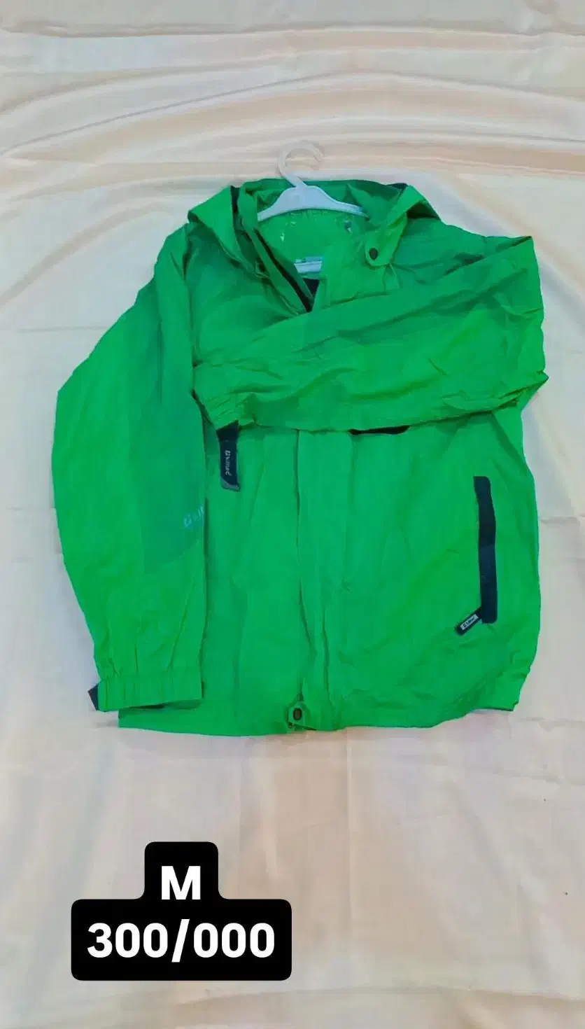 بادگیر|لباس|جعفرآباد, |دیوار