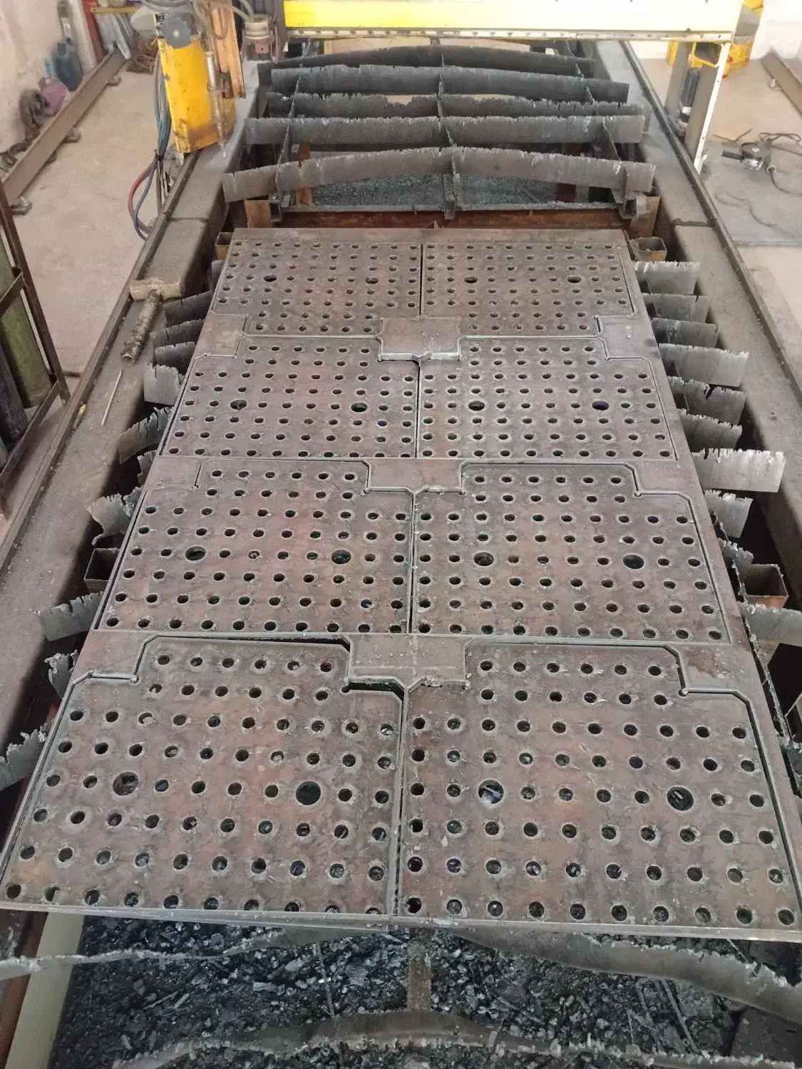 برشکاری cnc ورق ضخیم آهن،سی ان سی،برش ورق|خدمات پیشه و مهارت|قم, شهرک خودرو|دیوار