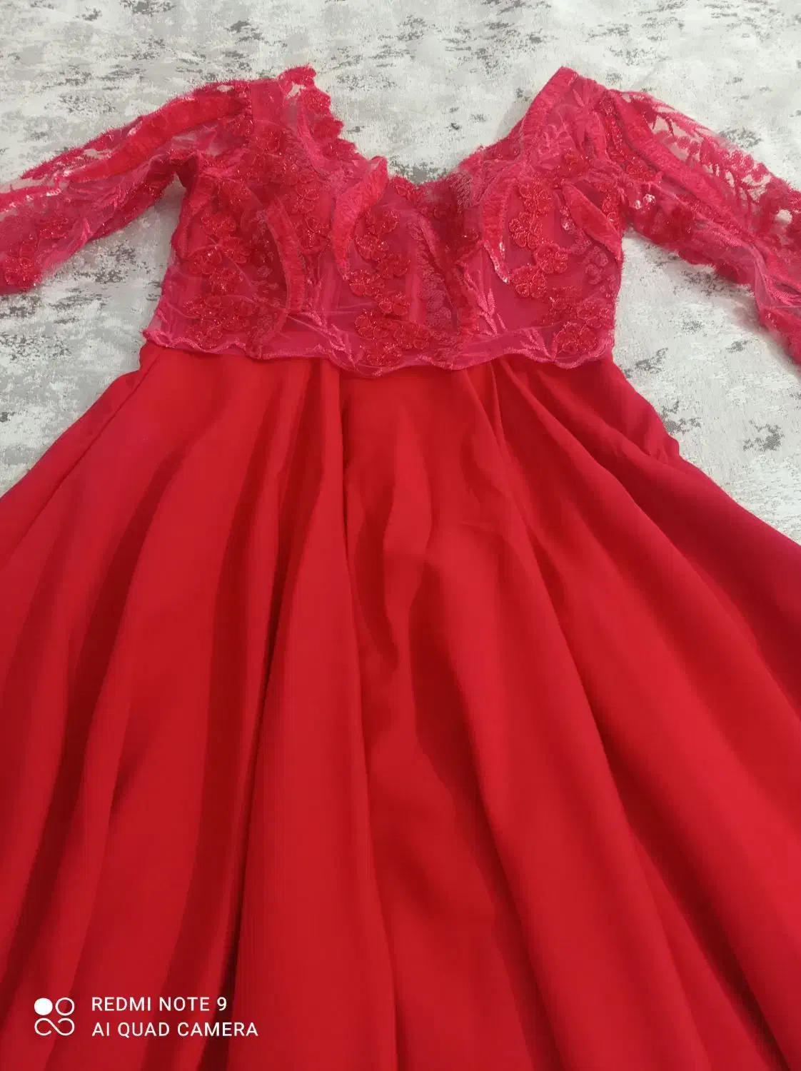 لباس مجلسی|لباس|رضویه, |دیوار