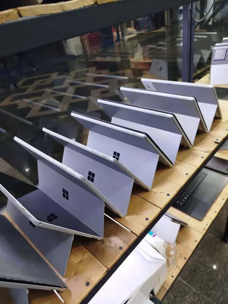 Surface Pro 7+|رایانه همراه|تهران, فلسطین (میدان انقلاب)|دیوار