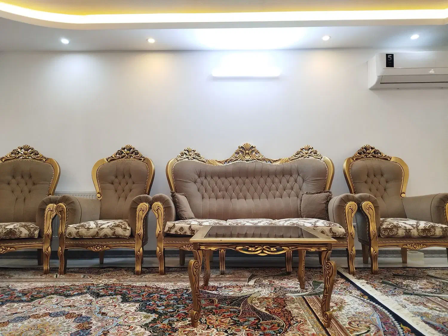 مبل 9نفره|مبلمان خانگی و میز عسلی|برخوار, |دیوار