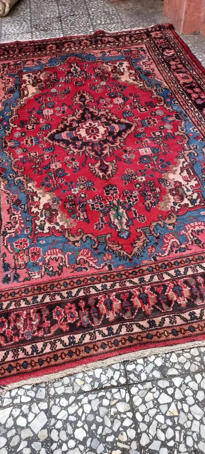 فرش ۶ متری دستبافت،چند عدد قالیچه و کناره دستبافت|فرش|رشت, ساغری سازان|دیوار