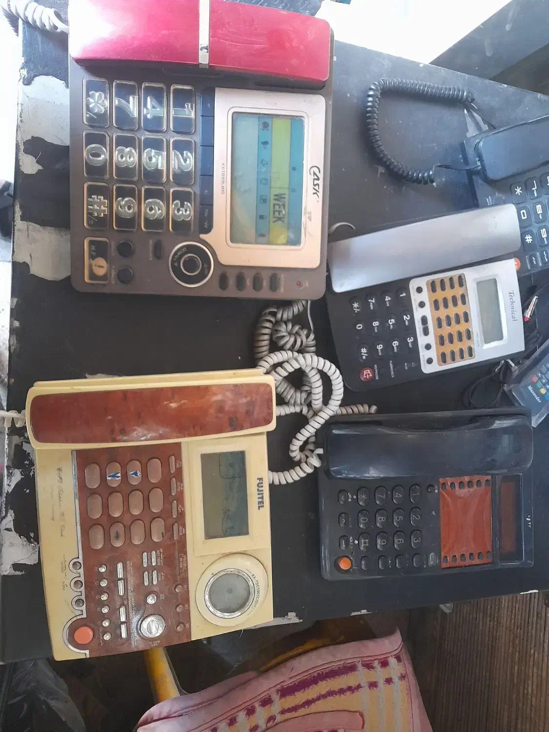 چند عدد تلفن سالم به شرط امتحان|تلفن رومیزی|قائن, |دیوار