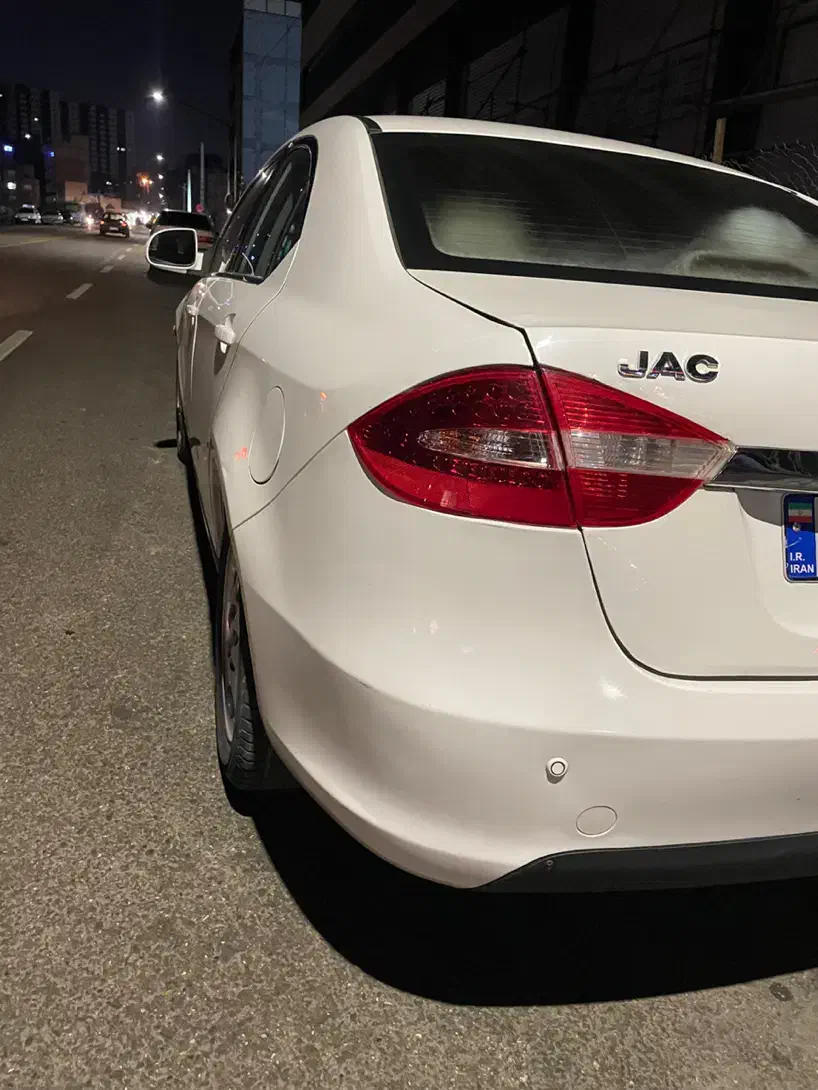 جک j5 تمیز|خودرو سواری و وانت|تبریز, |دیوار