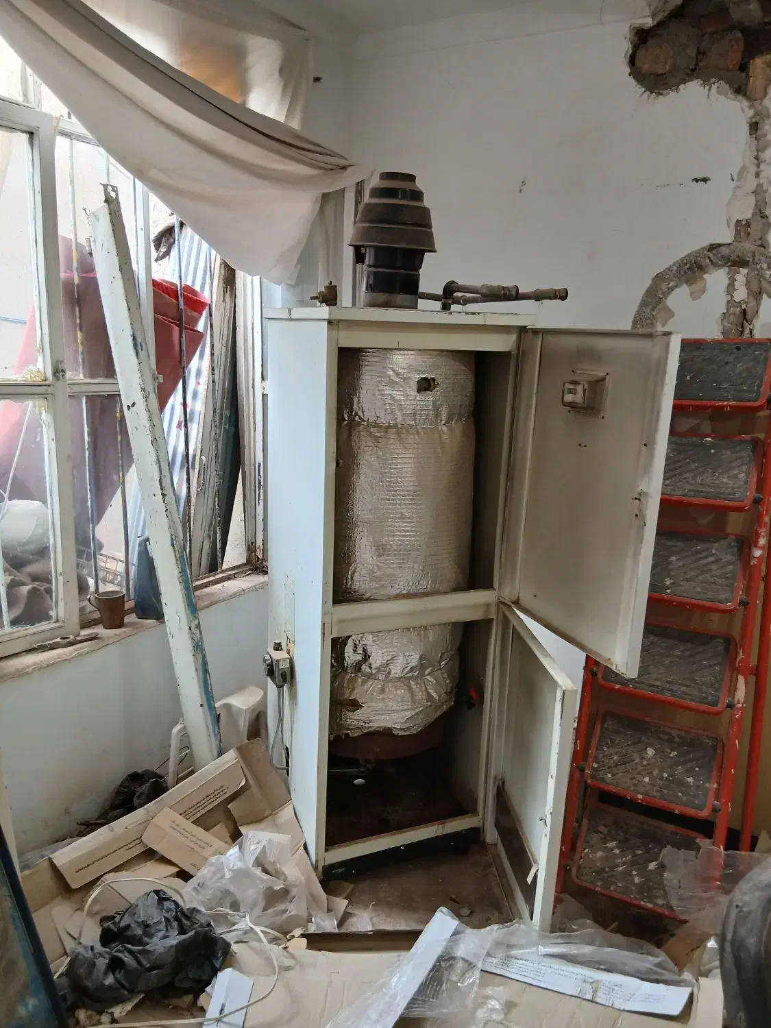 فروش فوری آبگرمکن زمینی|آبگرمکن، پکیج، شوفاژ|مراغه, |دیوار