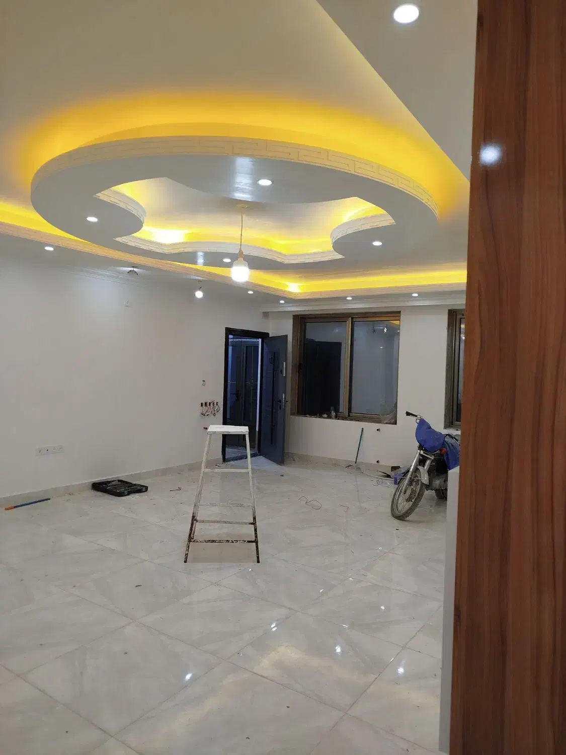 سیم کشی ساختمان|خدمات پیشه و مهارت|میاندوآب, |دیوار