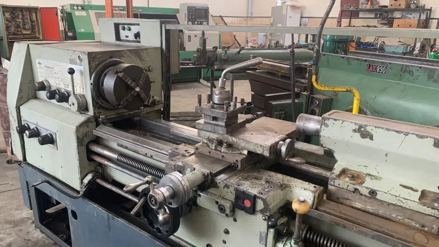 تراش روسی 16k20|ماشینآلات صنعتی|صوفیان, |دیوار