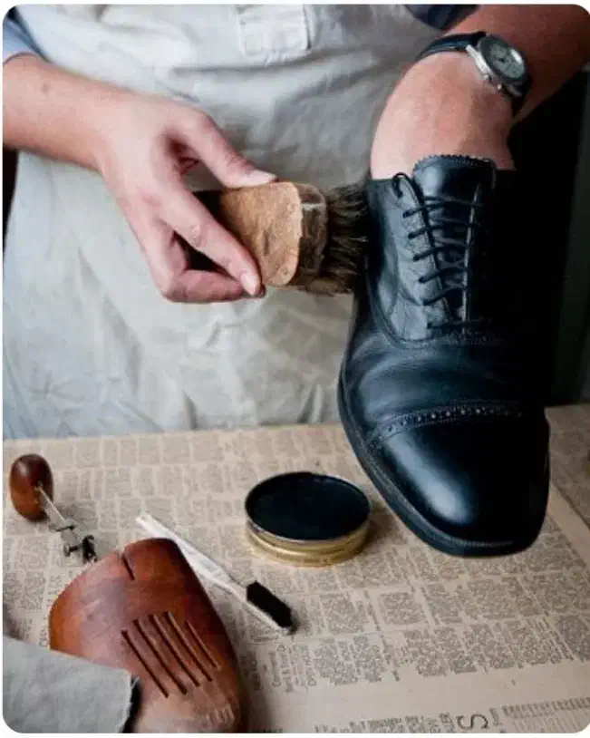 کفاشی بهمنی|کیف، کفش، کمربند|دهگلان, |دیوار