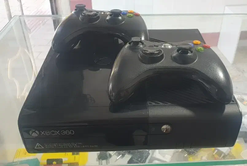 xbox 360 super slim|کنسول، بازی ویدئویی و آنلاین|ابهر, |دیوار