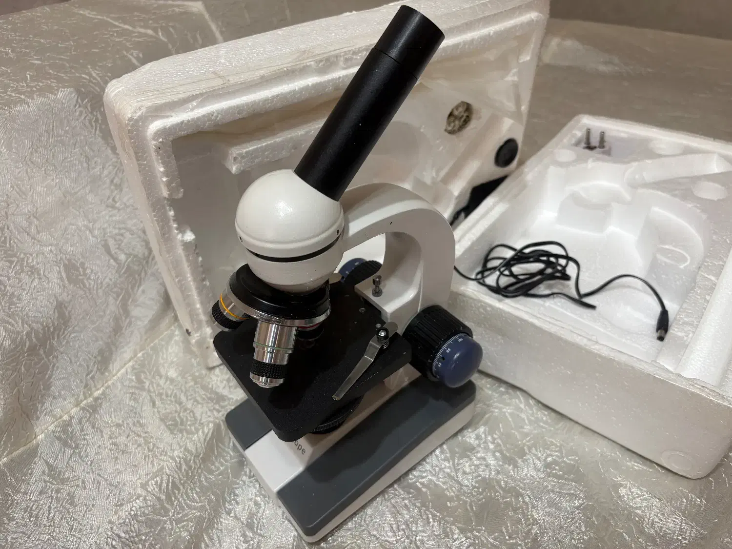 میکروسکوپ نوری برند AmScope|لوازم التحریر|لاهیجان, قیام|دیوار