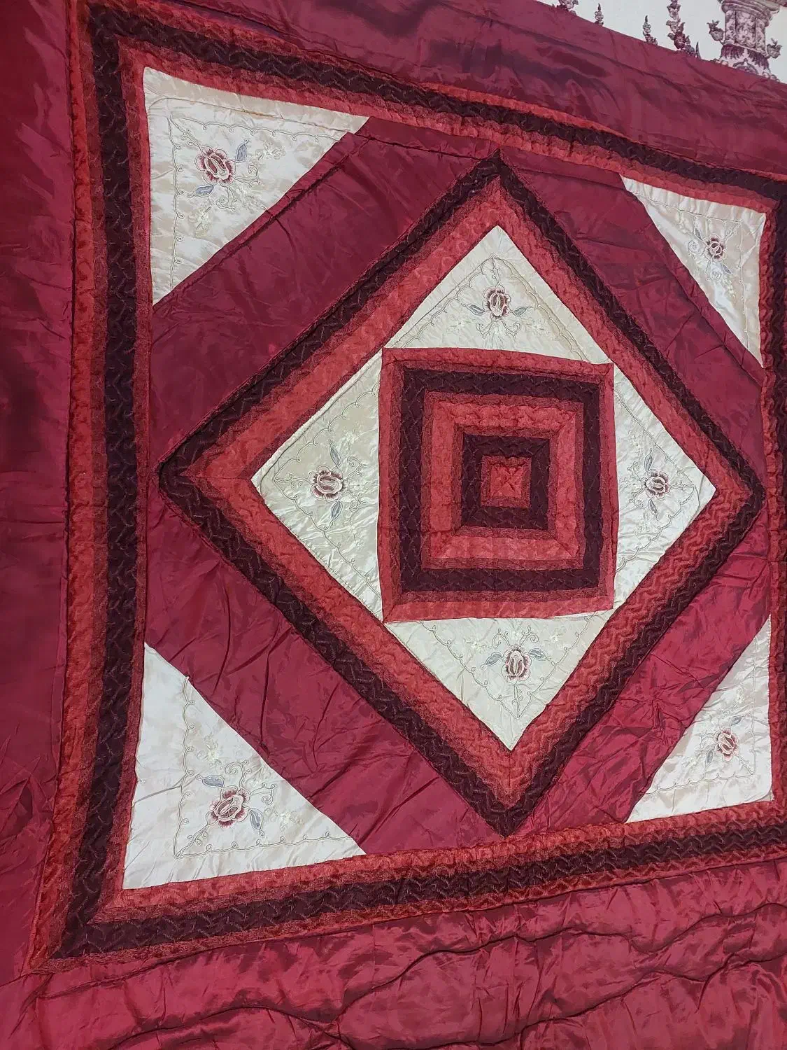 دو عددلحاف|رختخواب، بالش، پتو|کازرون, |دیوار