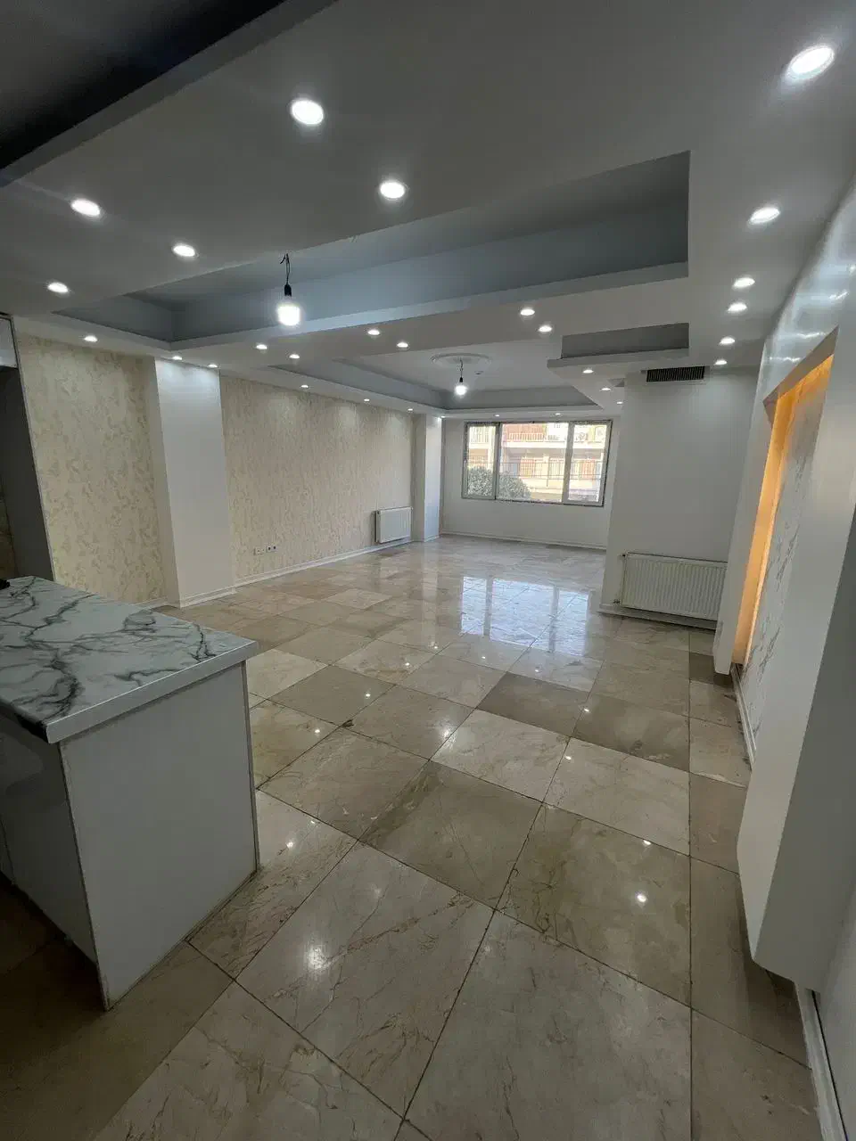 ۹۸ متری کلید نخورده در جنوب فلکه اول صادقیه|فروش آپارتمان|تهران, صادقیه|دیوار