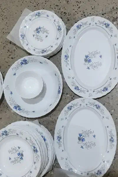 ظرف چینی نو 12نفره|ظروف سرو و پذیرایی|ایذه, |دیوار