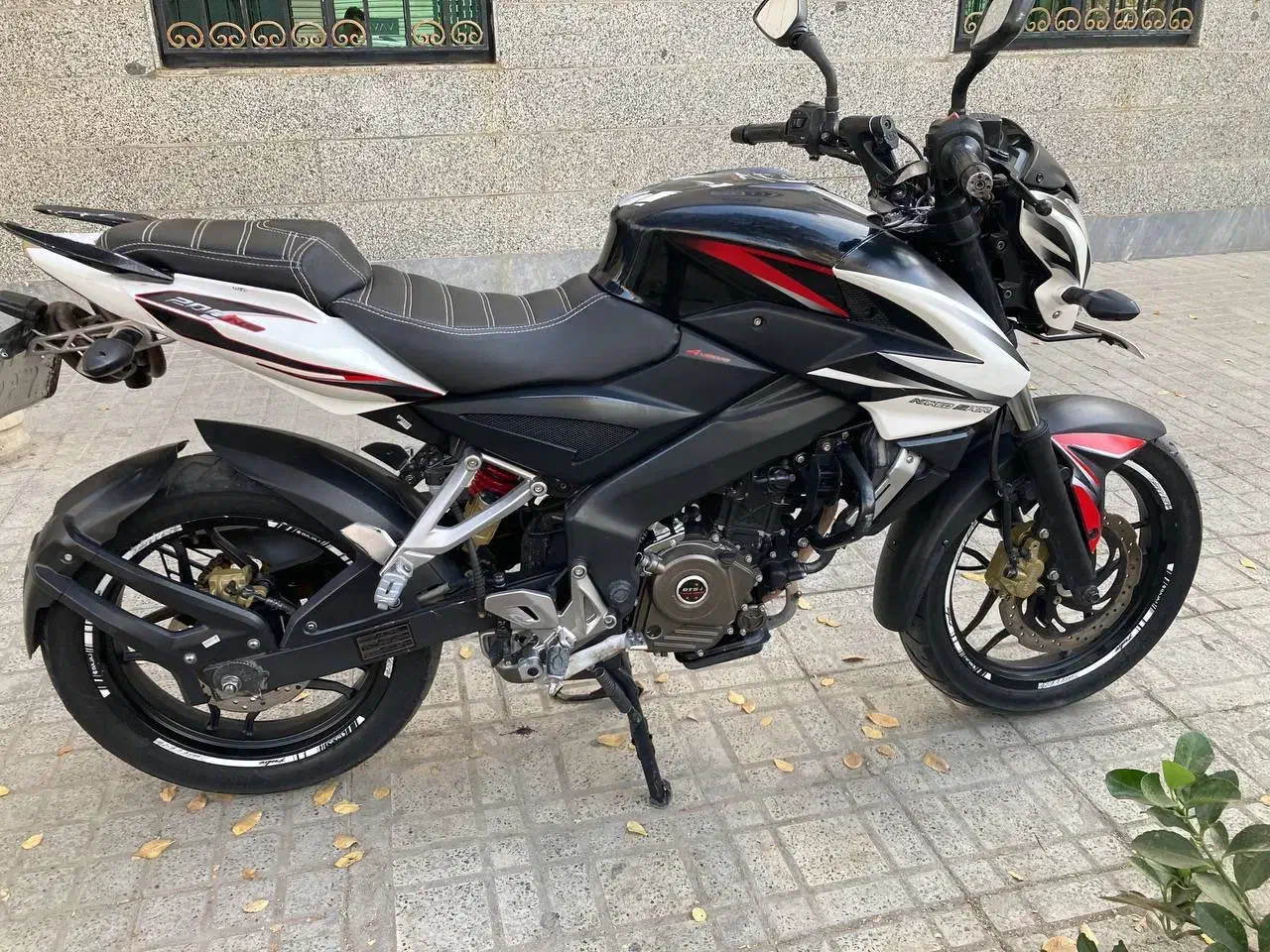 Ns 200|موتورسیکلت|تهران, جنتآباد جنوبی|دیوار