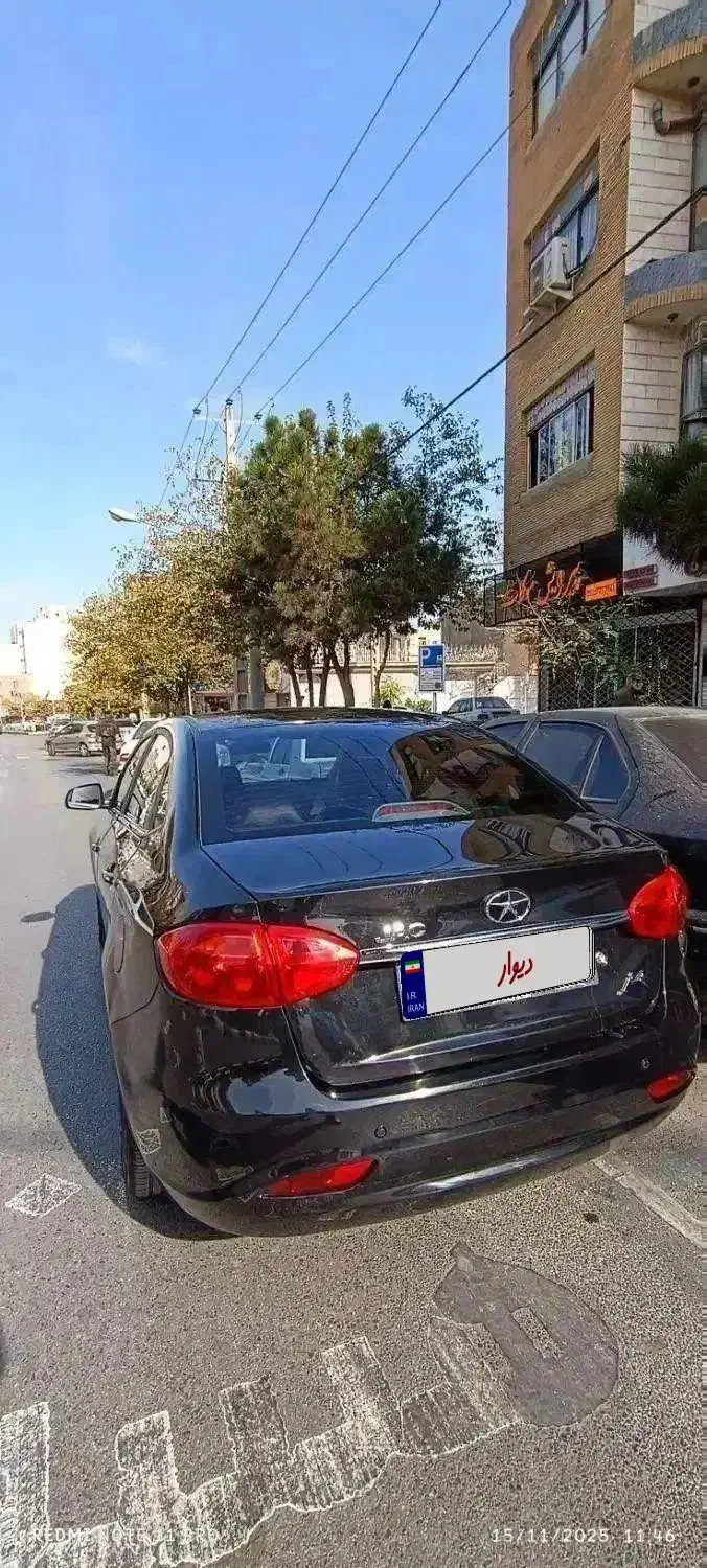 جکJ4 مشکی مدل 1402/ گارانتی فعال/قیمت 1/020|خودرو سواری و وانت|مشهد, هفت تیر (آب و برق)|دیوار