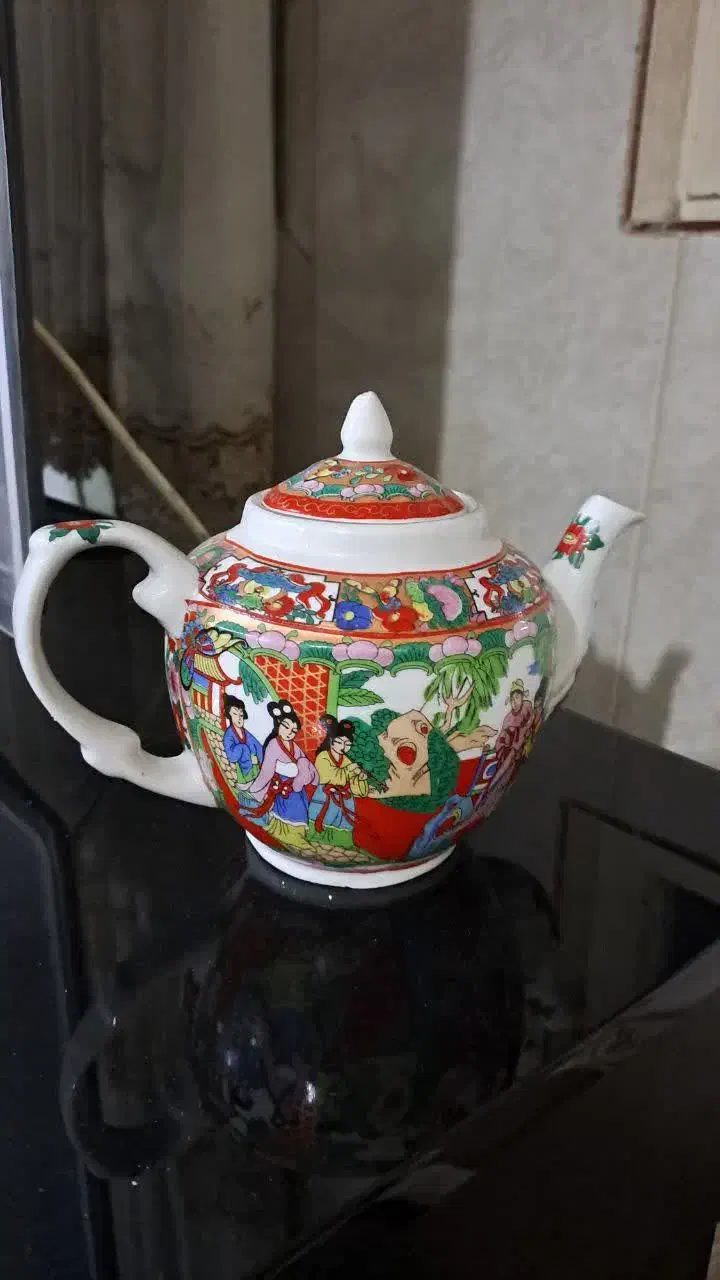 قوری|قوری، کتری، قهوهساز دستی|بروجرد, |دیوار