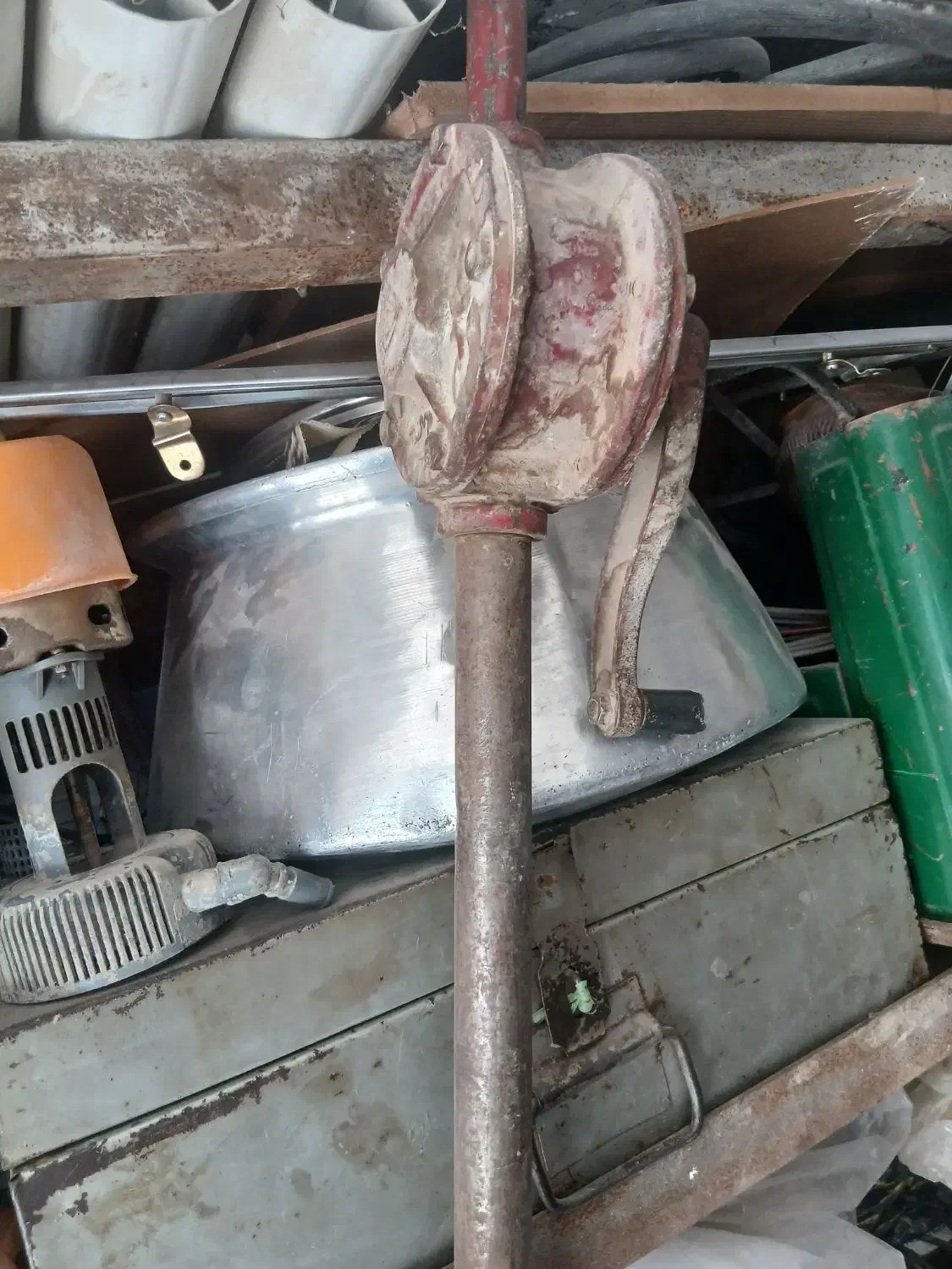 بخاری چوبی عتیقه|کلکسیون اشیاء عتیقه|دورود, |دیوار