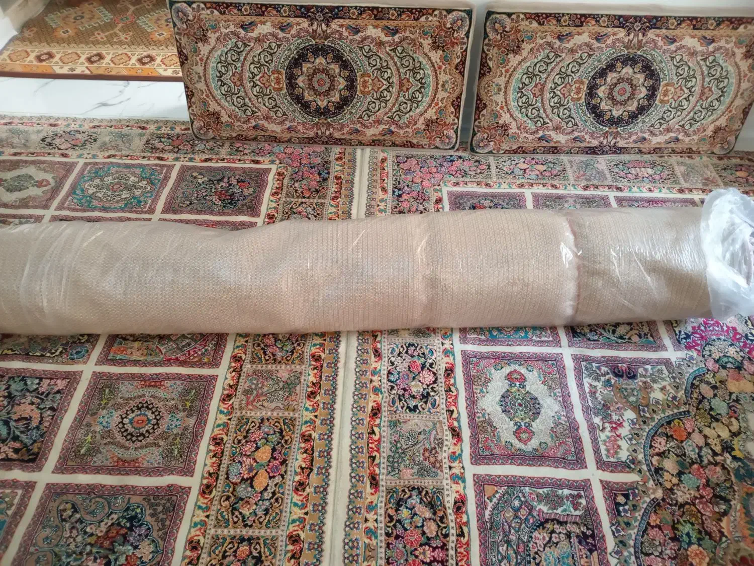 فرش فانتزی مدل شگی صورتی|فرش|باقرشهر, |دیوار