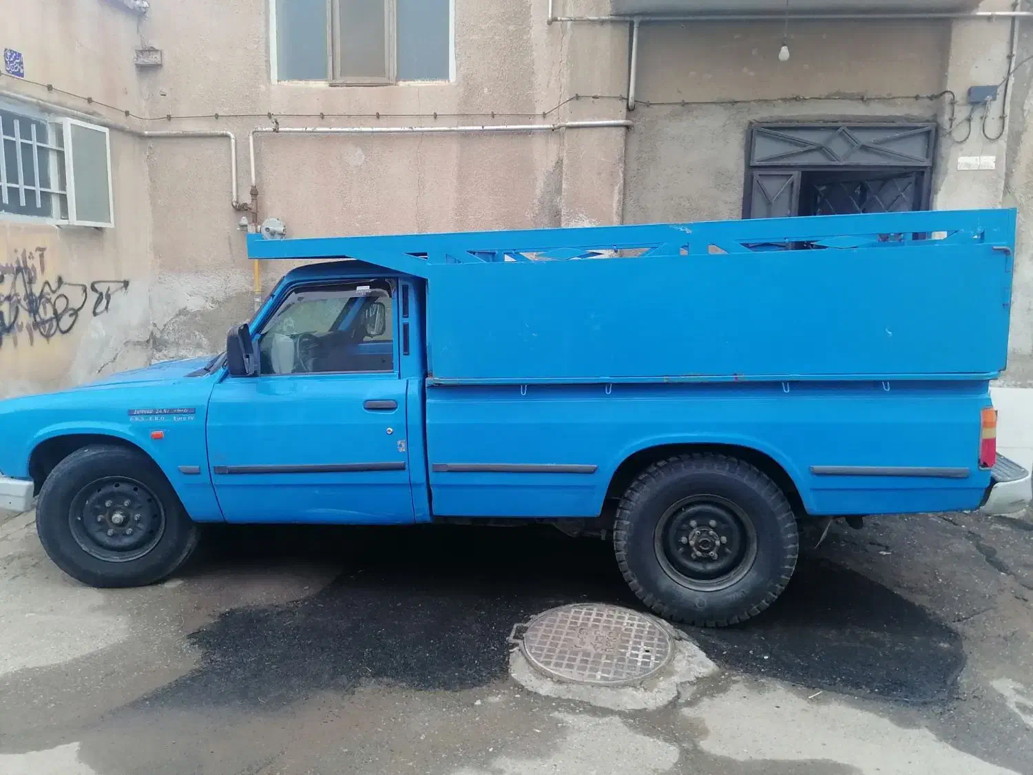 نیسان وانت|خودرو سواری و وانت|سبزوار, چهارراه فرودگاه|دیوار