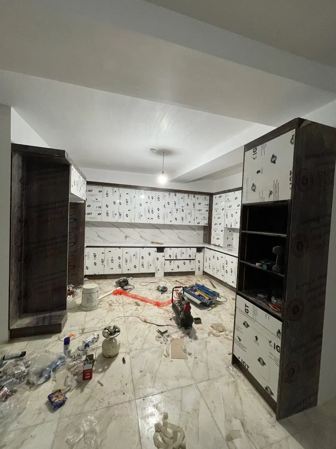 ساخت و اجرای کابینت کمد دیواری میز تی وی|جاکفشی، کمد، دراور|تهران, شهرک پاسداران|دیوار