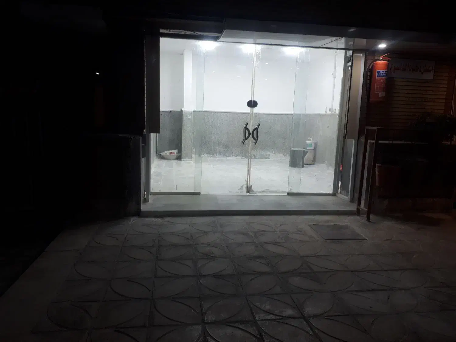 اجاره املاک|اجارهٔ مغازه و غرفه|سیرجان, |دیوار