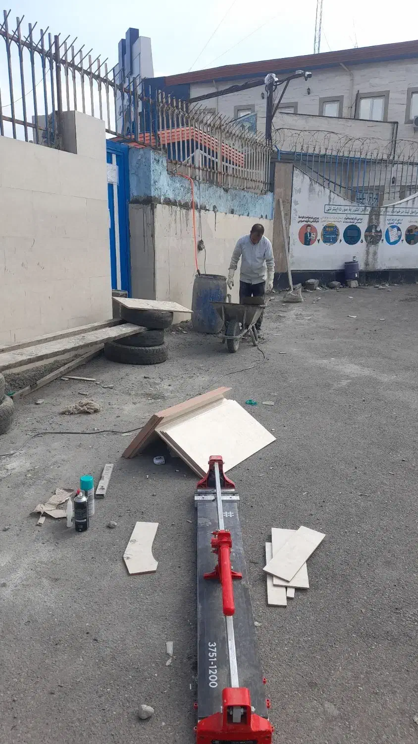 کارگران ساختمانی|خدمات پیشه و مهارت|صومعهسرا, |دیوار