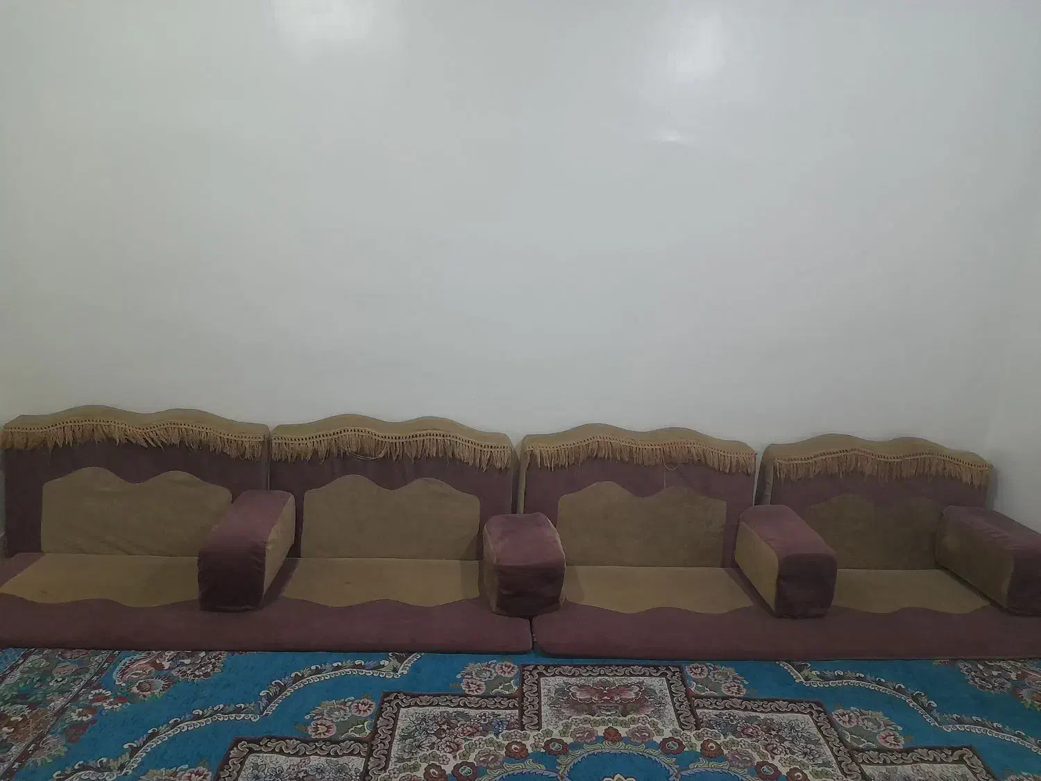 پشتی خلیجی|مبلمان خانگی و میز عسلی|اهواز, ۳۰ متری|دیوار