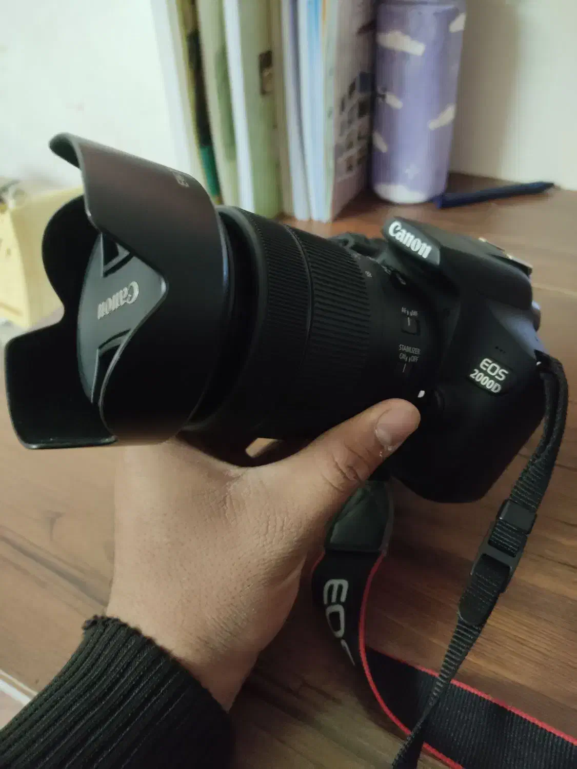 دوربین کنون 2000d با لنز 18-135|دوربین عکاسی و فیلمبرداری|سبزوار, امیر کبیر|دیوار