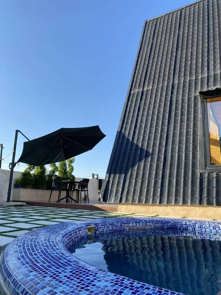 اجاره کلبه سوییسی استخر فوتبال دستی باربیکیو|اجارهٔ کوتاه‌مدت ویلا و باغ|رشت, جماران|دیوار