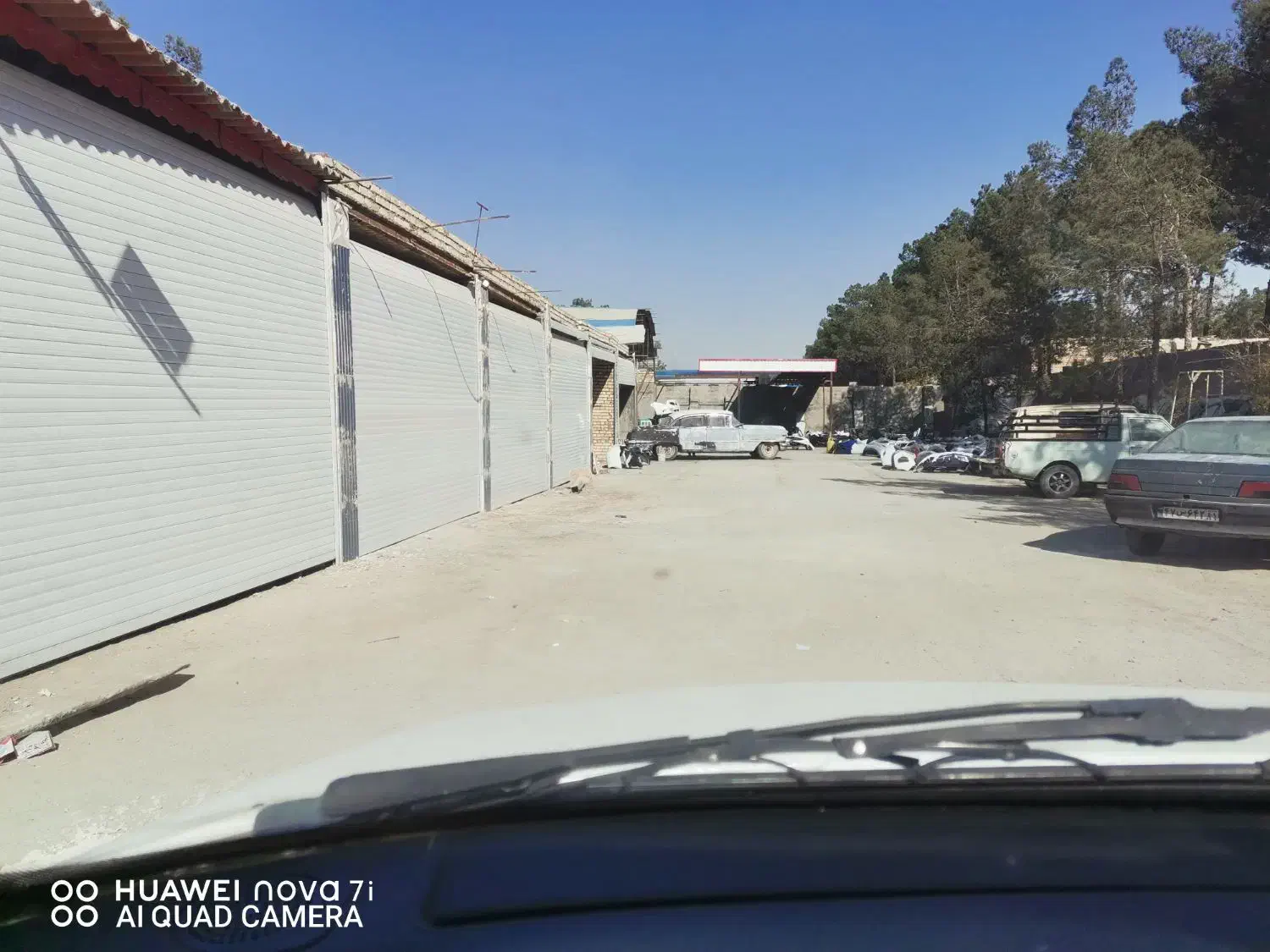 اجاره مغازه داخل مجموعه خودروی  در مرق|اجارهٔ مغازه و غرفه|اصفهان, بهارستان|دیوار