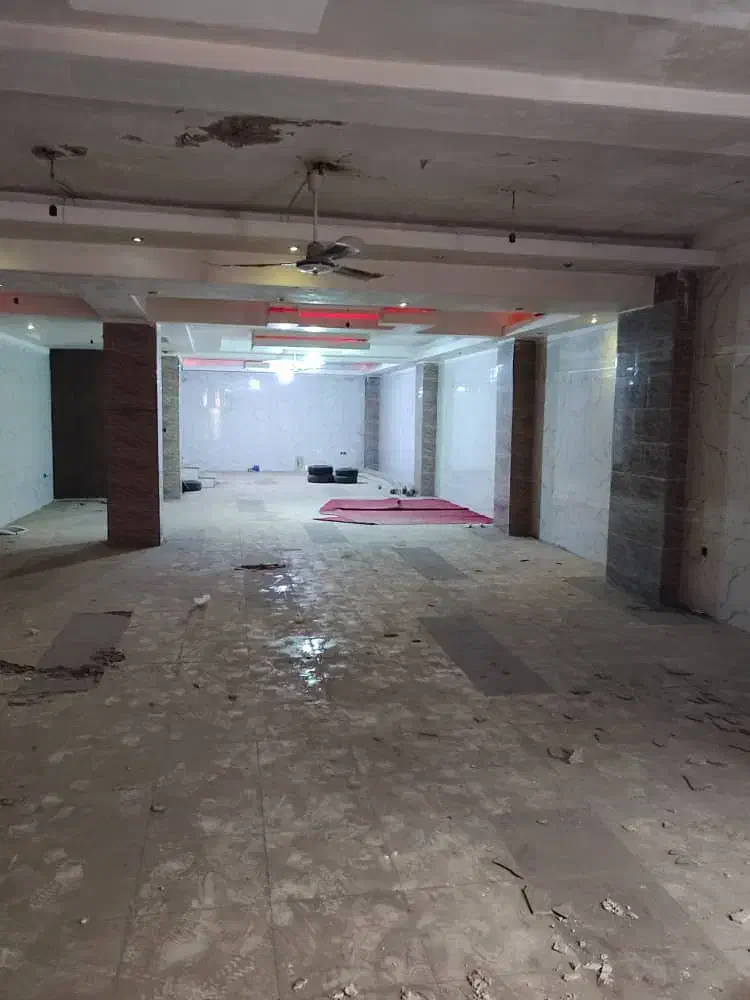 زیرزمین تجاری 182 متری میدان اصلی|فروش مغازه و غرفه|قزوین, |دیوار