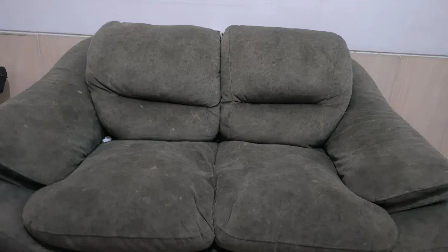 مبل و ظرف دکوری|مبلمان خانگی و میز عسلی|فسا, |دیوار