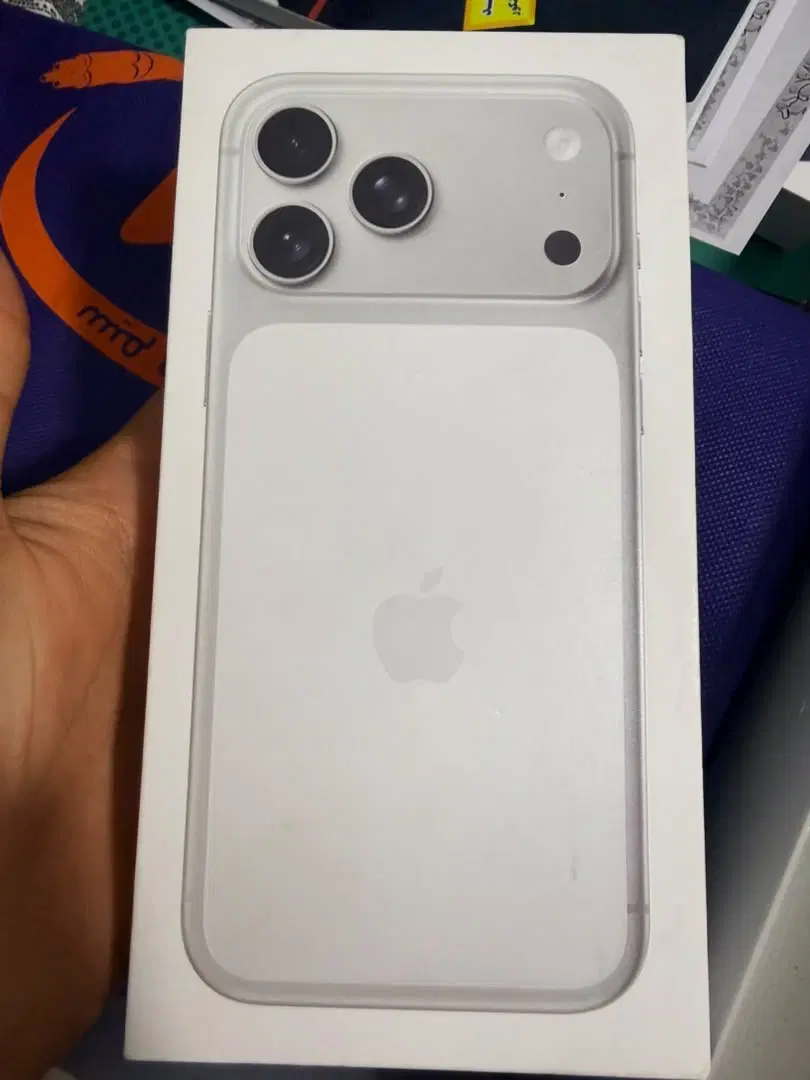 iPhone 17 Pro max ZAA|موبایل|میانه, |دیوار