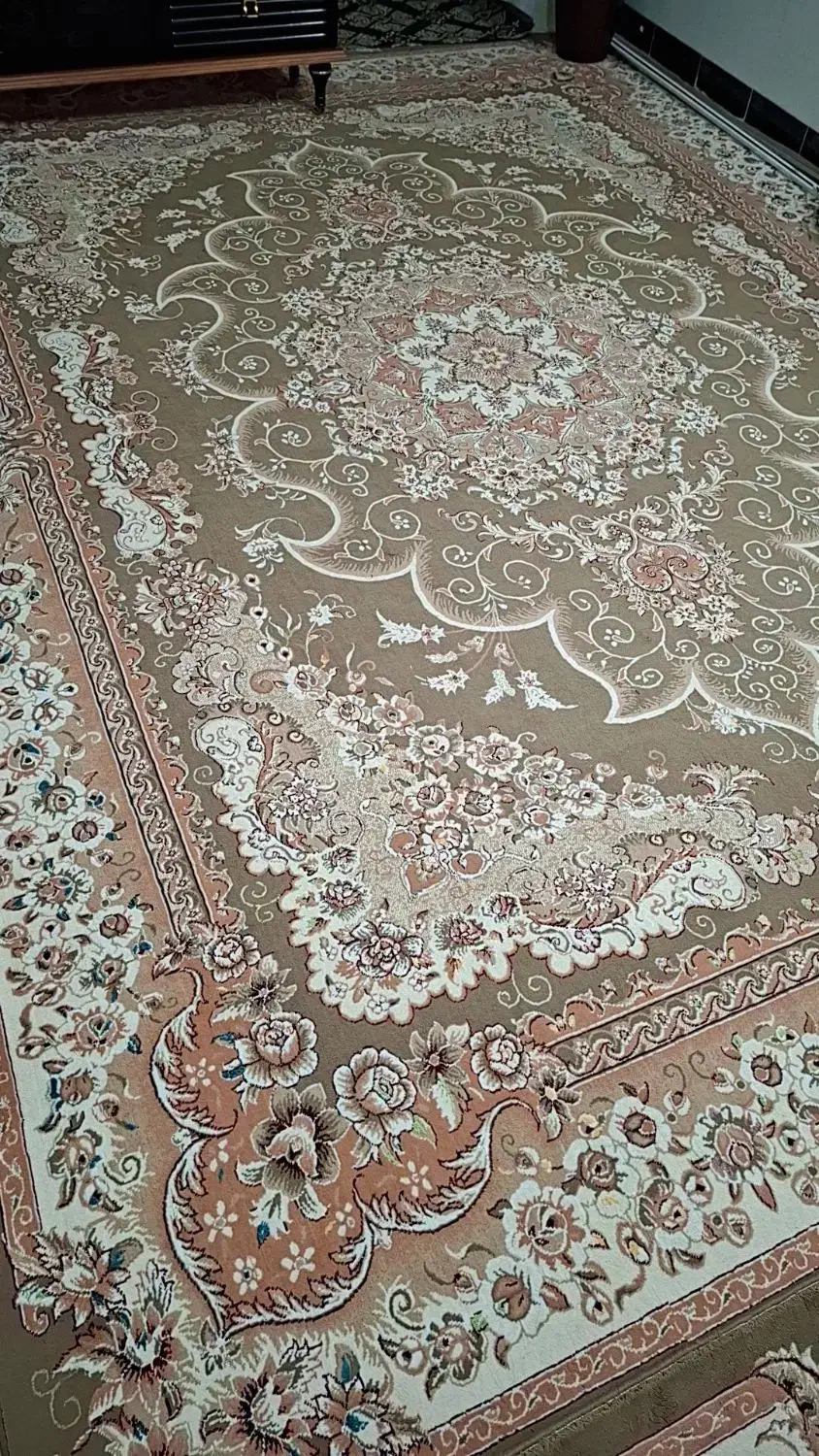 دو عدد فرش ۴×۳ سالم|فرش|نیشابور, پاستور|دیوار