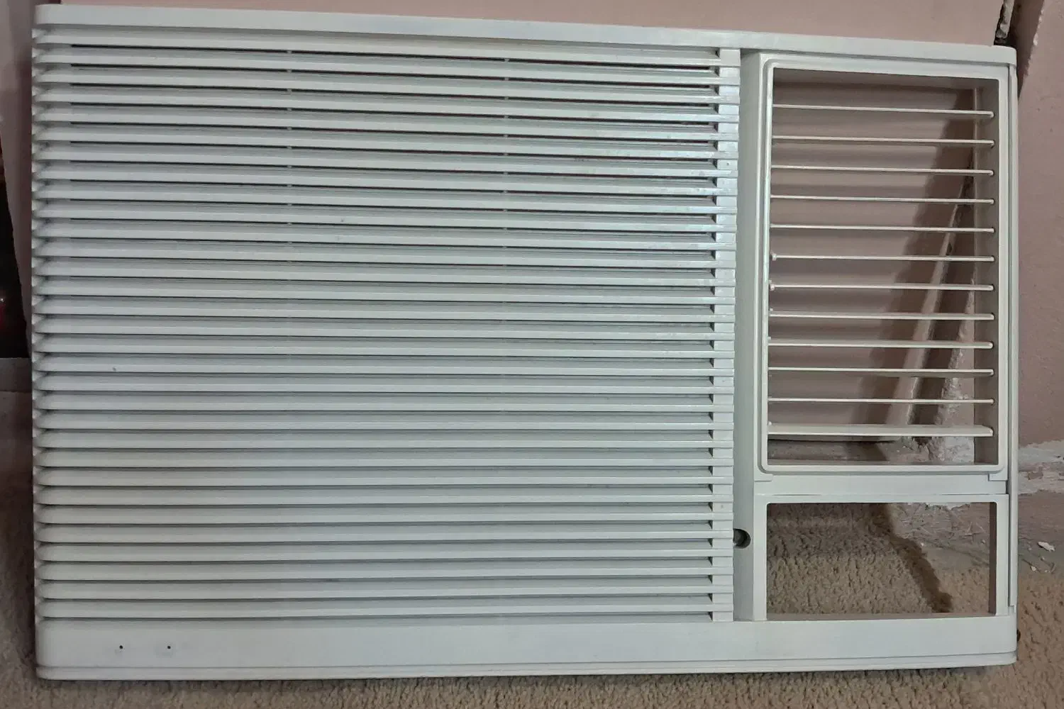 قاب کولر (جلو پنجره)|کولر گازی و فنکوئل|گرگان, |دیوار