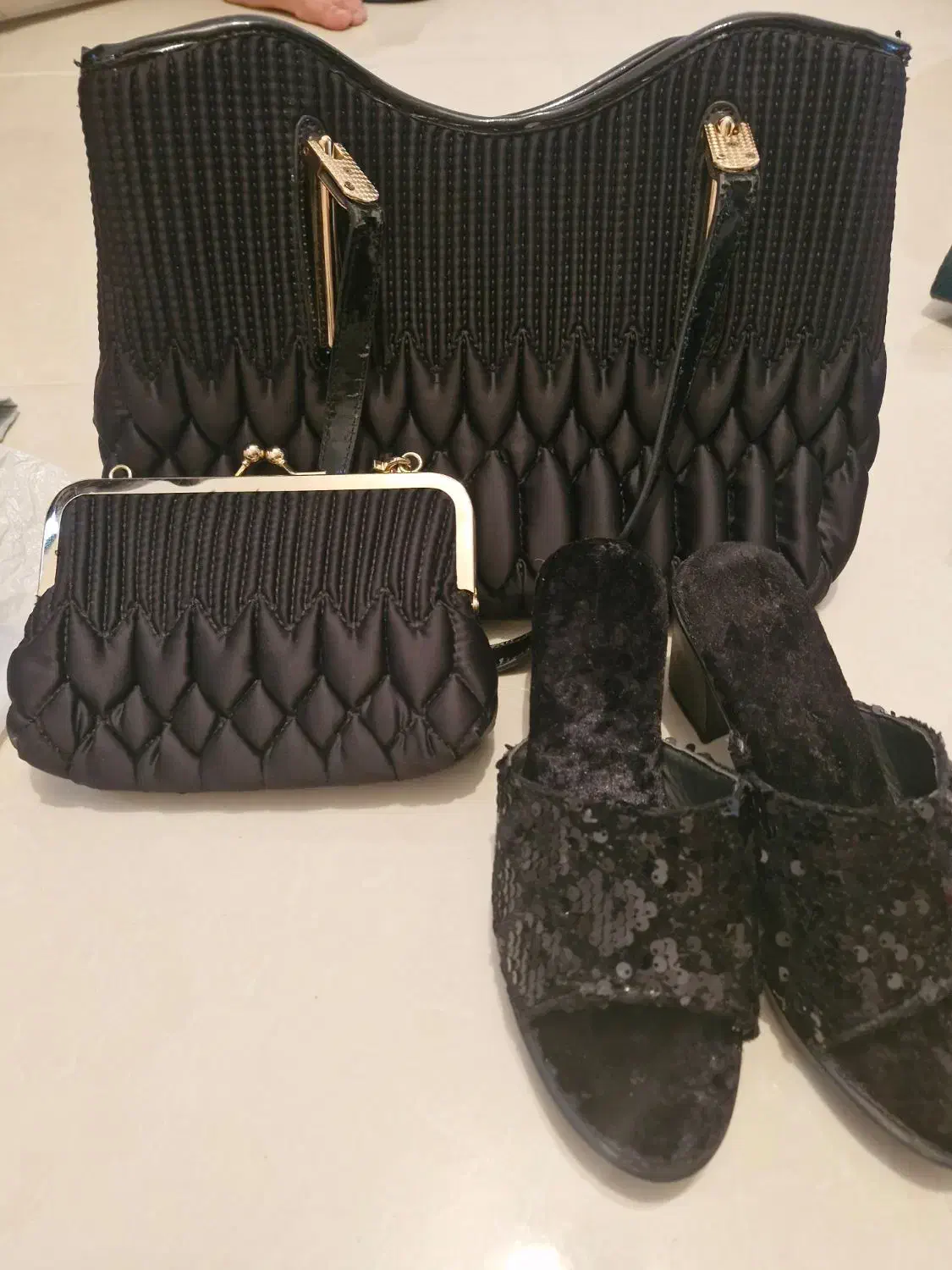 صندل وکیف درحدنو|کیف، کفش، کمربند|اصفهان, دستگرده|دیوار