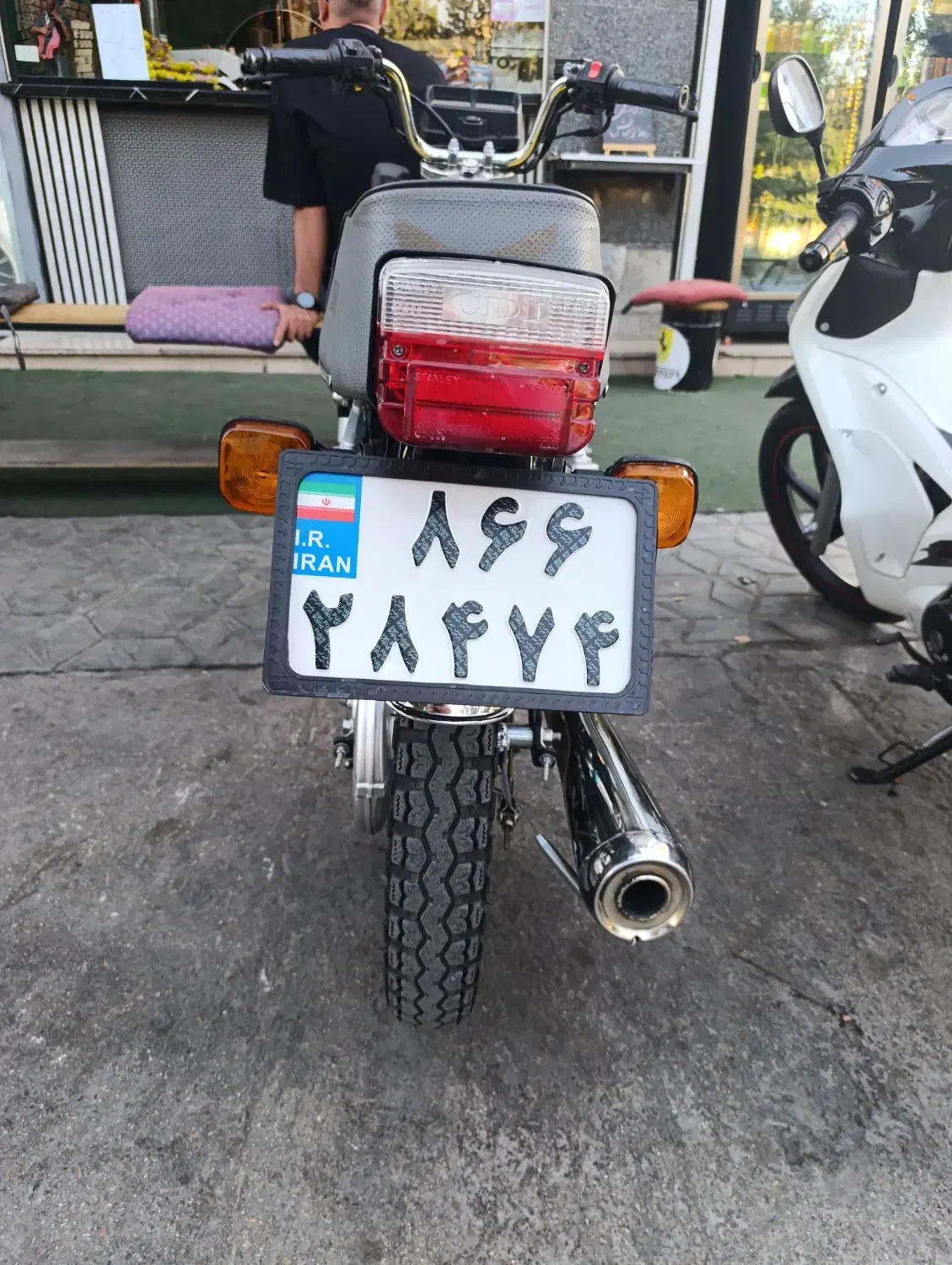 موتور پرواز مدل ۴۰۱|موتورسیکلت|شاهین‌شهر, عطار|دیوار