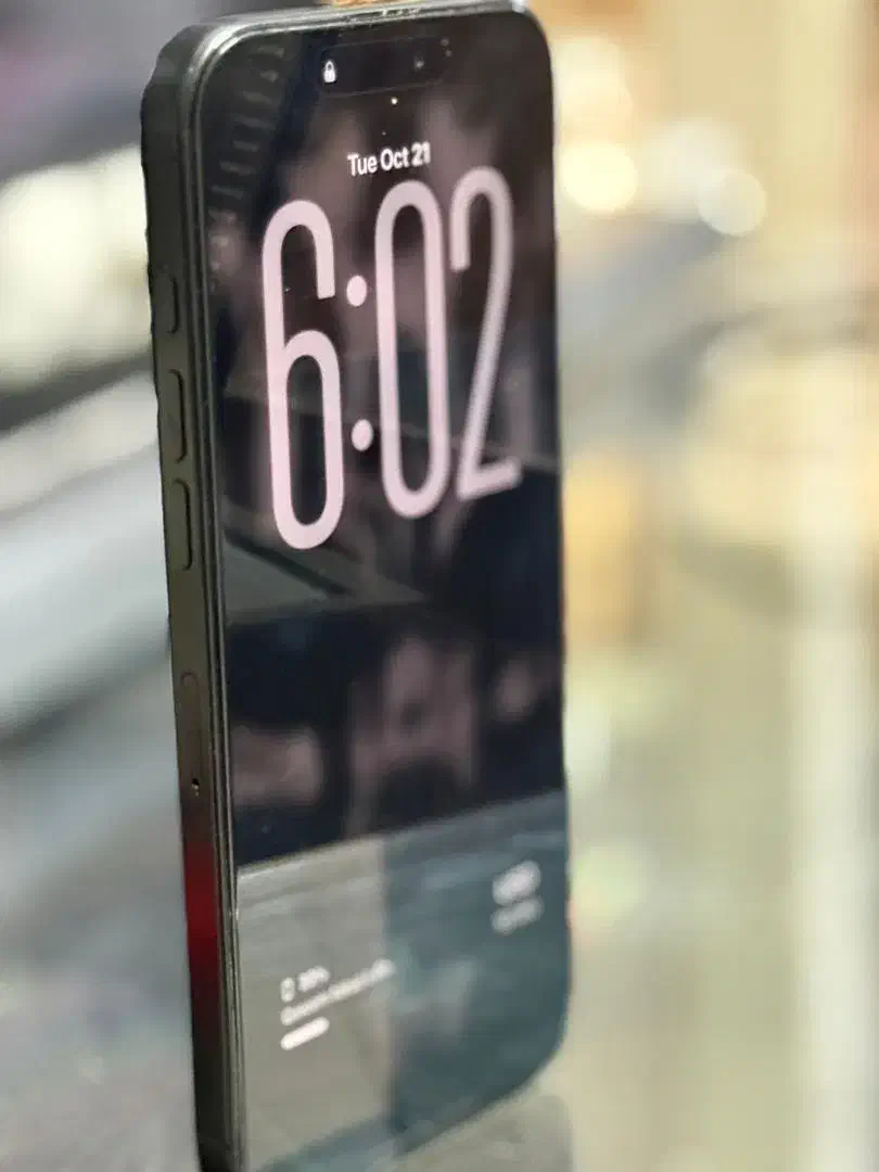 Iphone 16 pro max|موبایل|قم, دروازه کاشان|دیوار