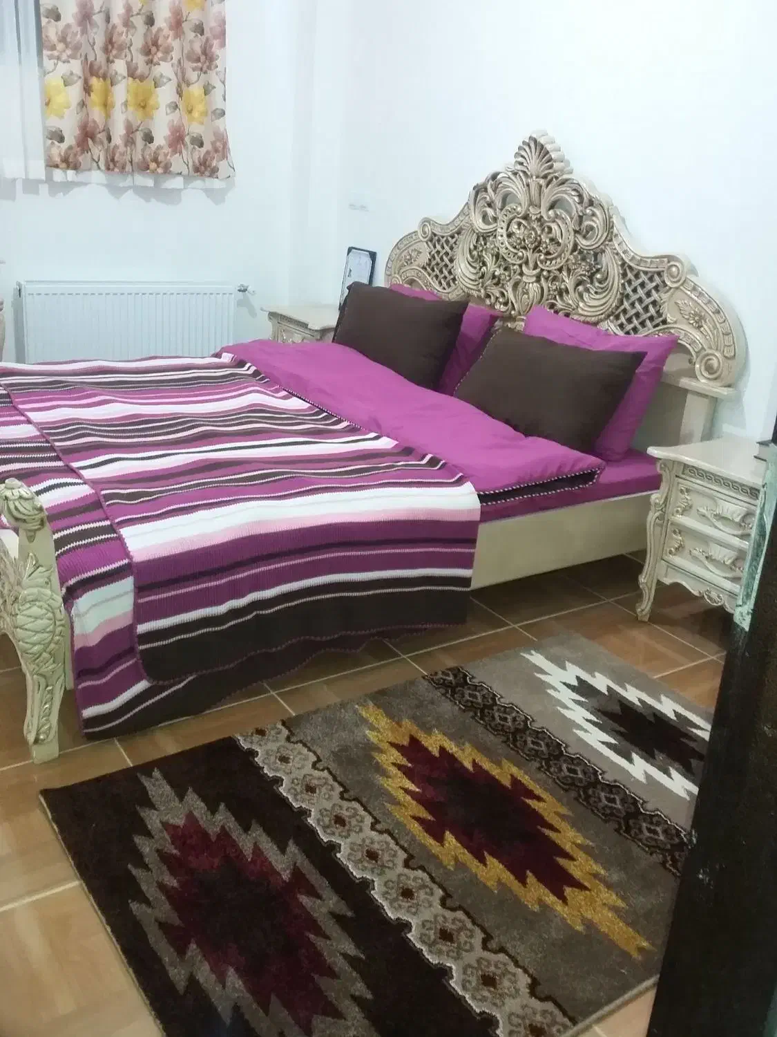 تخت پا تختی تشک عسلی اینه در حد نو|تخت و سرویس خواب|بیجار, |دیوار