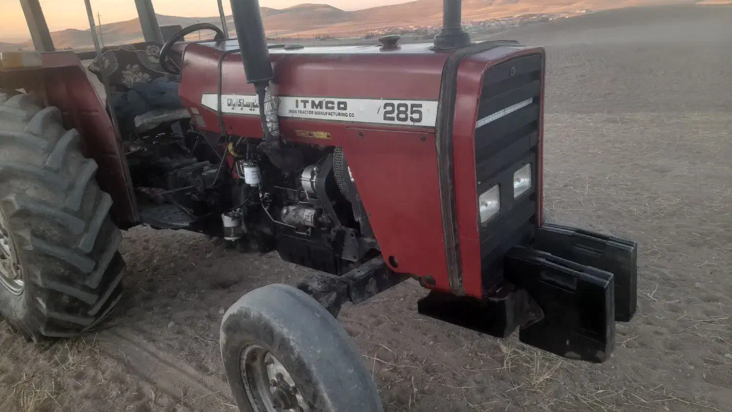تراکتور ۲۸۵مدل۹۰وتریلی نو وگاوآهن وکمباین|خودرو سنگین|دوتپه, |دیوار